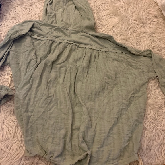 Urban outfitters lightweight hoodie - Picture 2 of 3
